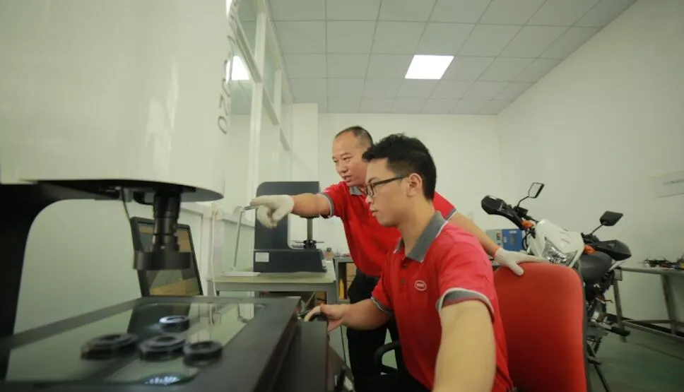 Yog Motorcycle Part High Quality Seat OEM GS-200